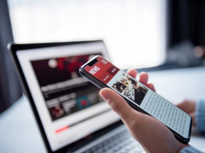 online-news-smartphone-laptop-mockup-website-woman-reading-news-articles-mobile-phone-screen-application-home-newspaper-portal-internet